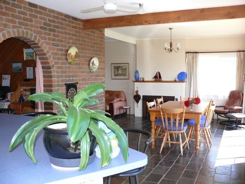 Eagle Point VIC 3878