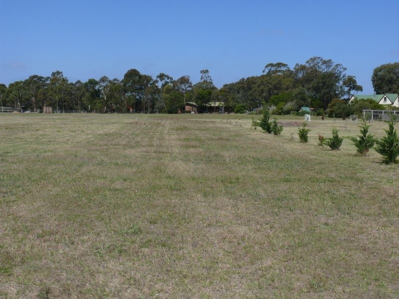 26 May Park Drive, Paynesville VIC 3880