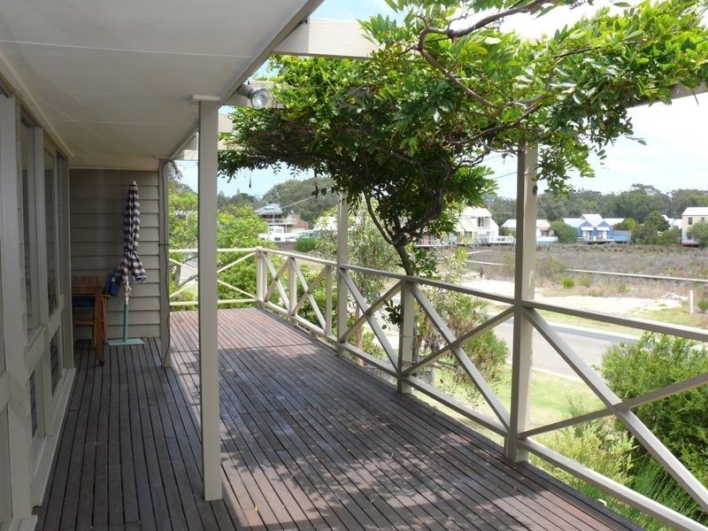 Raymond Island VIC 3880