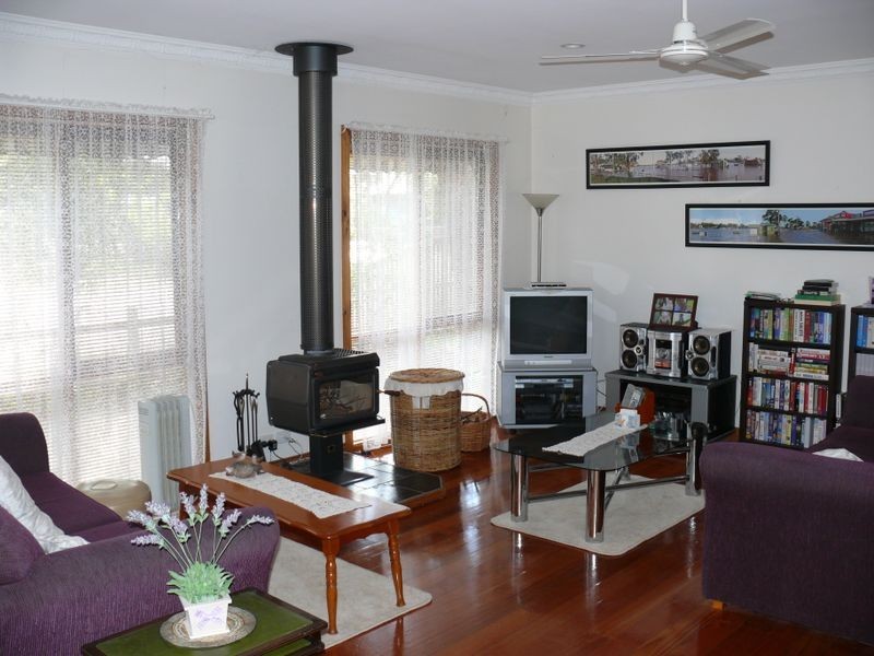 Raymond Island VIC 3880