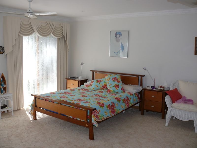 Raymond Island VIC 3880