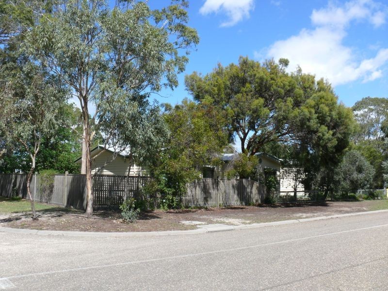 Raymond Island VIC 3880