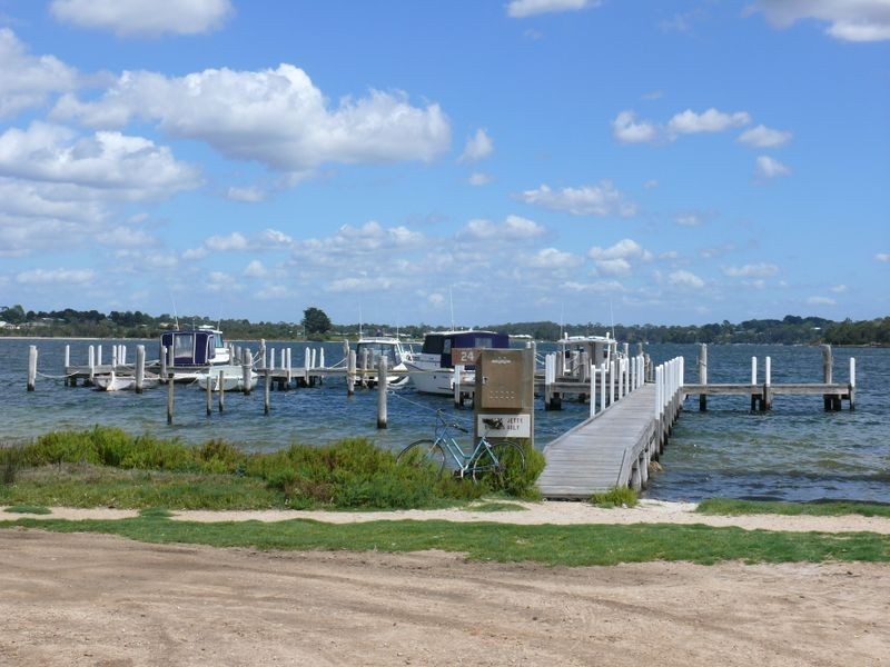 Raymond Island VIC 3880