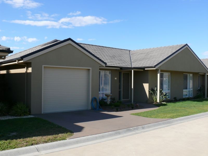 16/9-11 Wellington Street, Paynesville VIC 3880