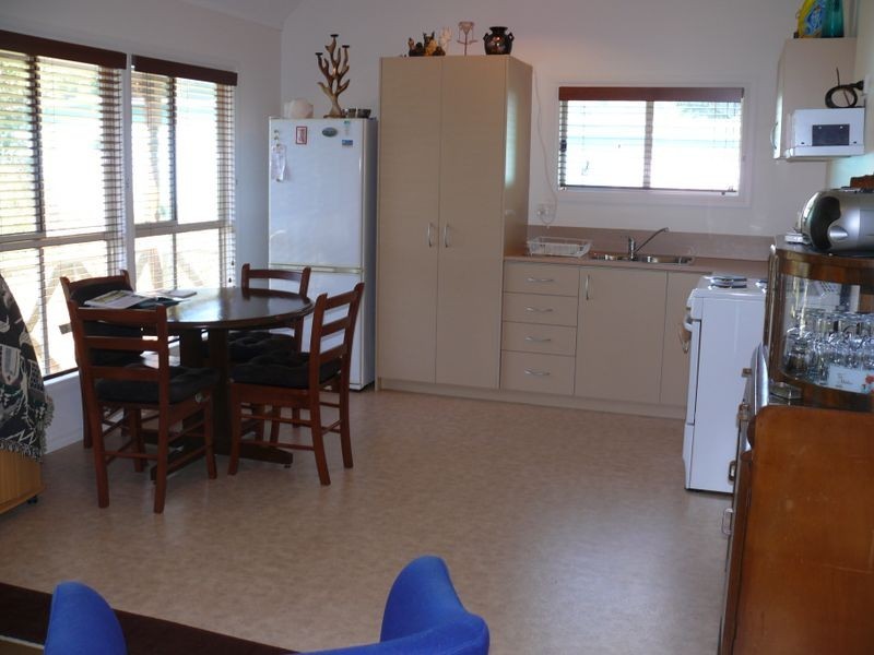 Raymond Island VIC 3880