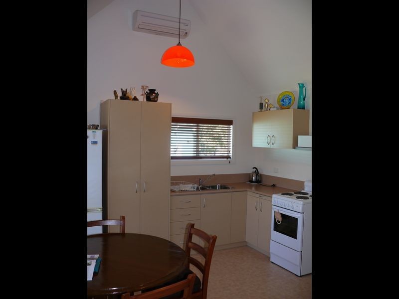 Raymond Island VIC 3880