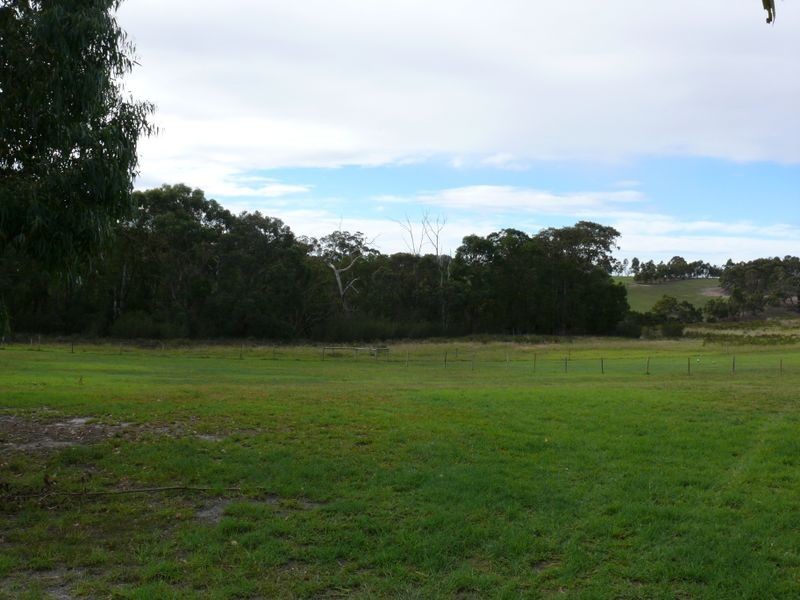 Lot 2/305 Lake Victoria Road, Newlands Arm VIC 3875