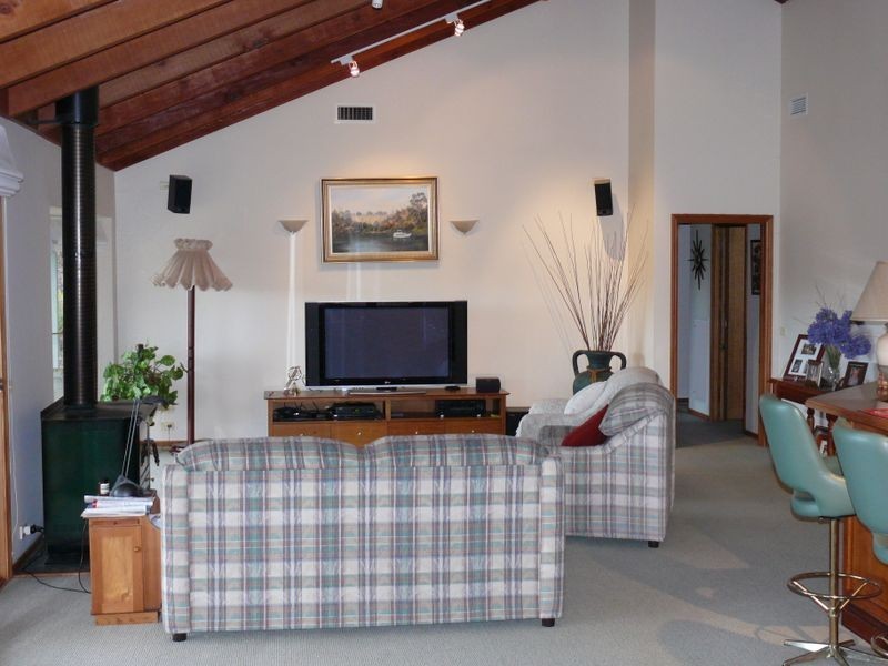 Eagle Point VIC 3878