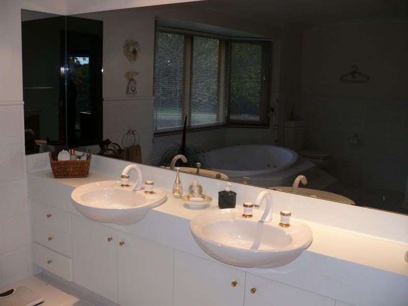 Eagle Point VIC 3878