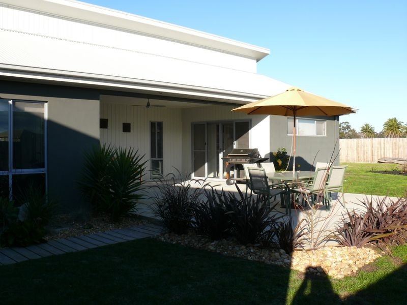 3 Eagle Bay Terrace, Paynesville VIC 3880