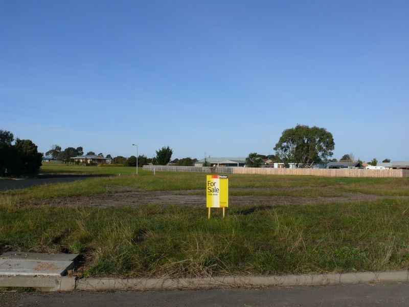 5 Chart Court, Newlands Arm VIC 3875