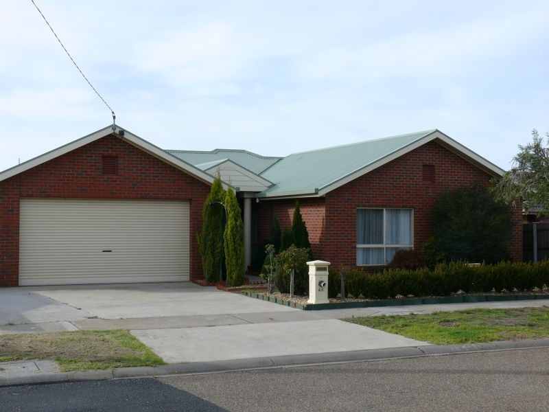 48 Fullarton Drive, Paynesville VIC 3880