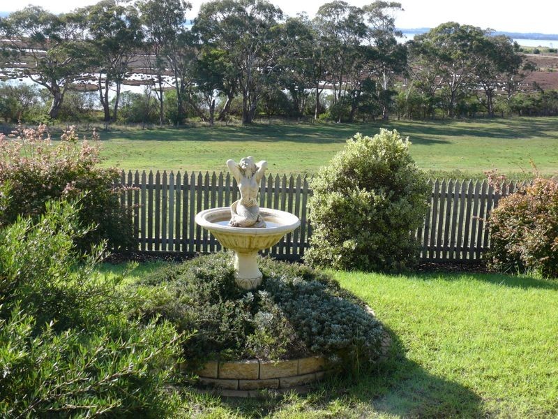 48 Fullarton Drive, Paynesville VIC 3880