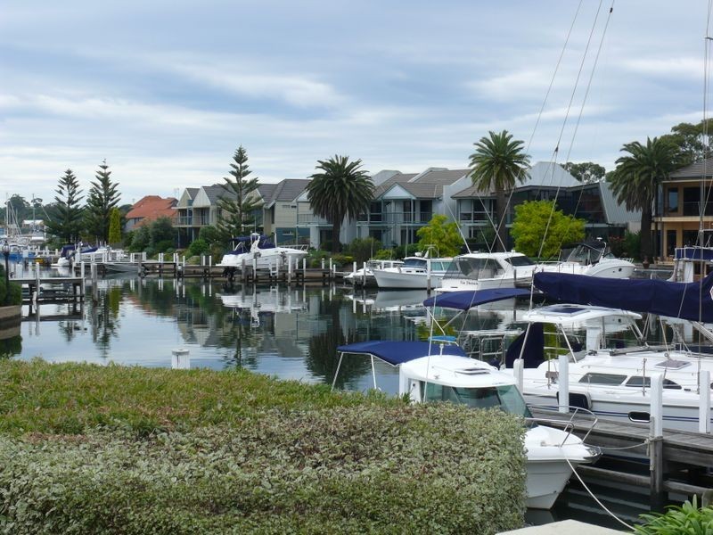 1/21 King Street, Paynesville VIC 3880