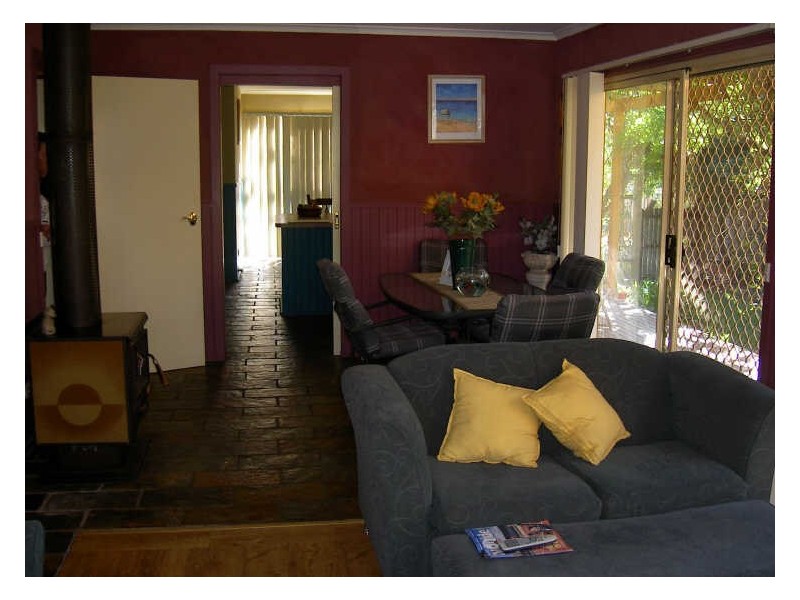 73 Twelfth Avenue, Raymond Island VIC 3880