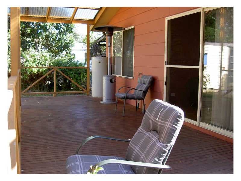 73 Twelfth Avenue, Raymond Island VIC 3880