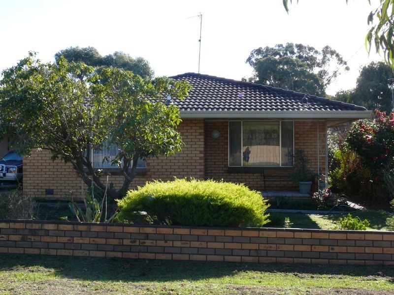 4 Rex Street, Paynesville VIC 3880