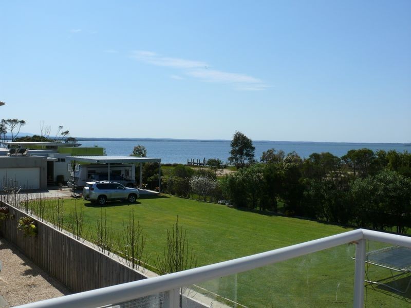 House 1/157 Bay Road, Eagle Point VIC 3878