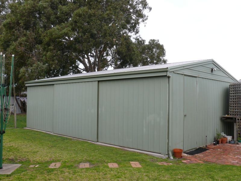 Raymond Island VIC 3880