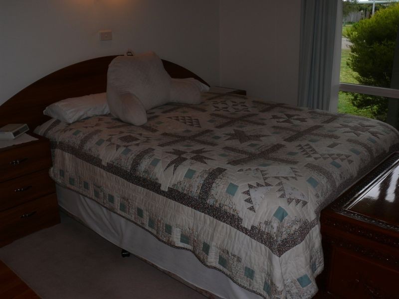 Raymond Island VIC 3880