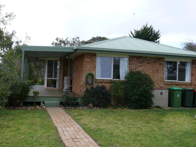 Raymond Island VIC 3880