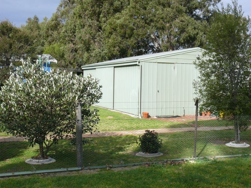 Raymond Island VIC 3880