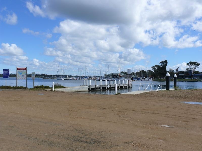 Raymond Island VIC 3880