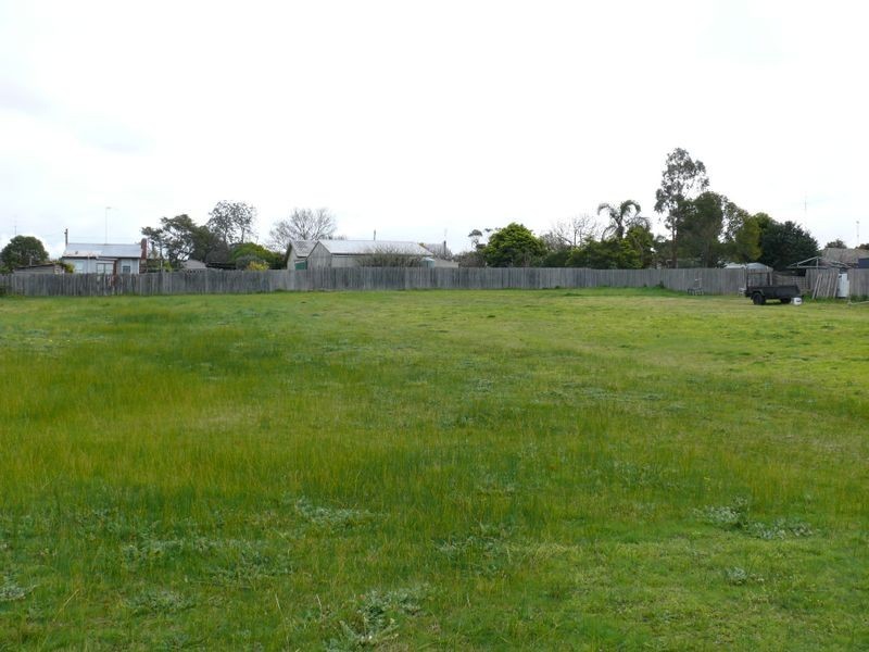 97 Langford Parade, Paynesville VIC 3880