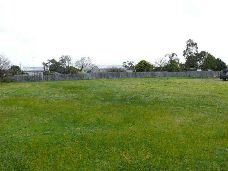 97 Langford Parade, Paynesville VIC 3880