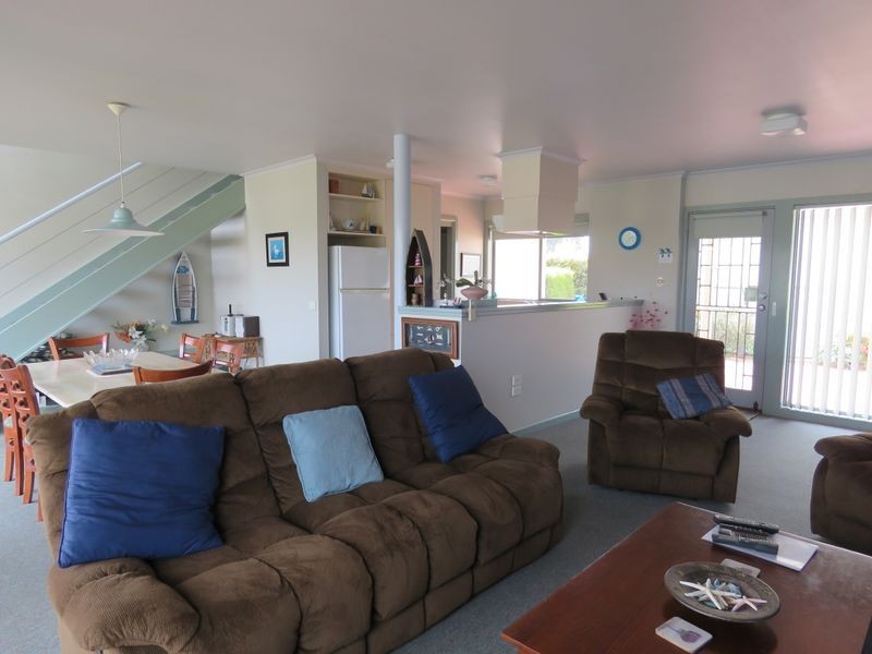 1/9 King Street, Paynesville VIC 3880