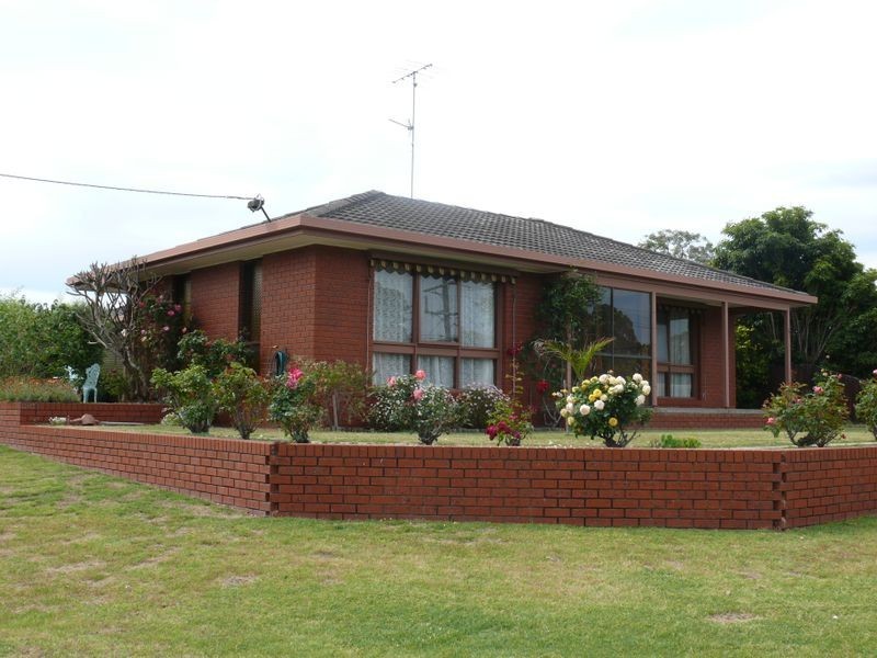 24 Reynolds Street, Paynesville VIC 3880