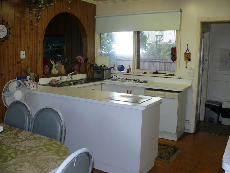 1 Toonalook Parade, Paynesville VIC 3880