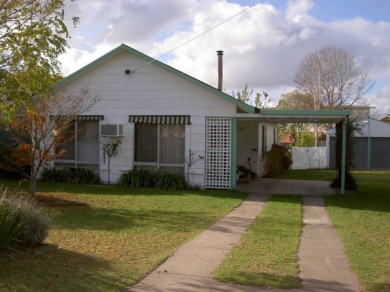 29 Mcmillan Grove, Paynesville VIC 3880