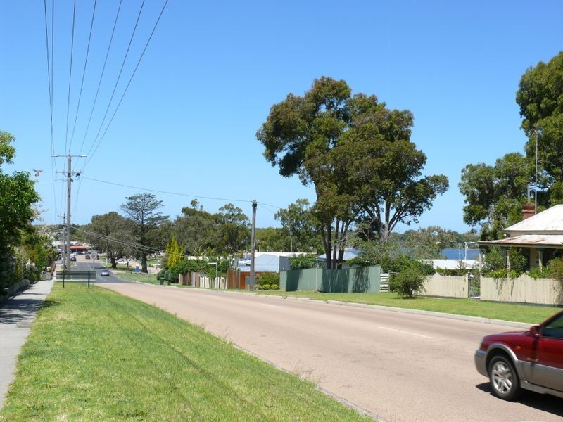 8 Newlands Drive, Paynesville VIC 3880