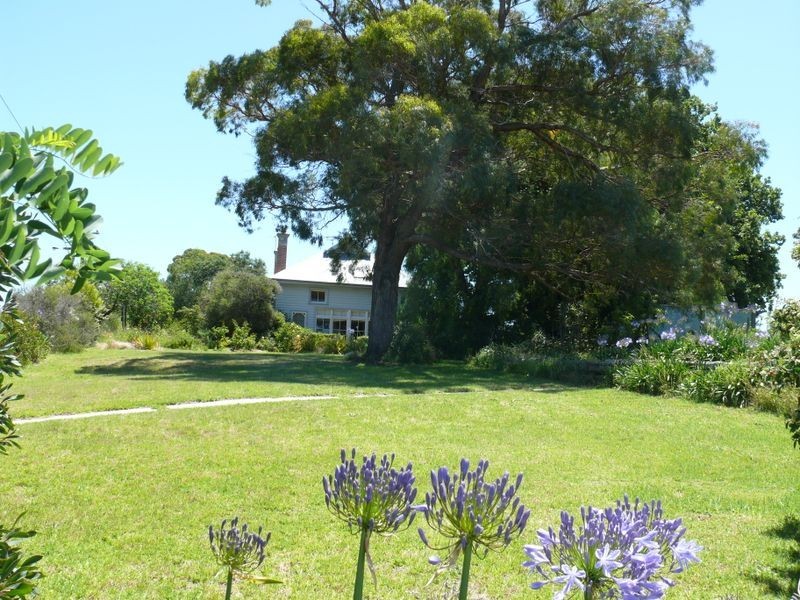 8 Newlands Drive, Paynesville VIC 3880
