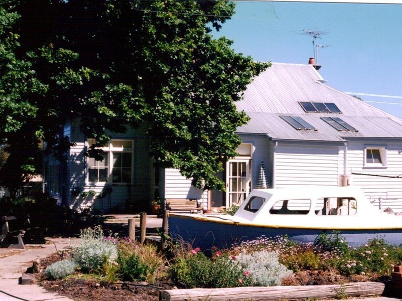 8 Newlands Drive, Paynesville VIC 3880