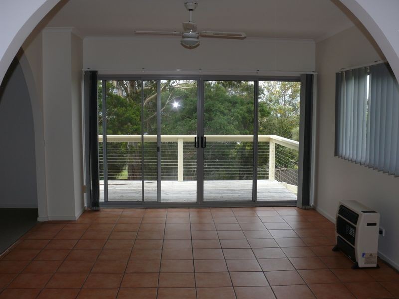 10 Millicent Court, Eagle Point VIC 3878