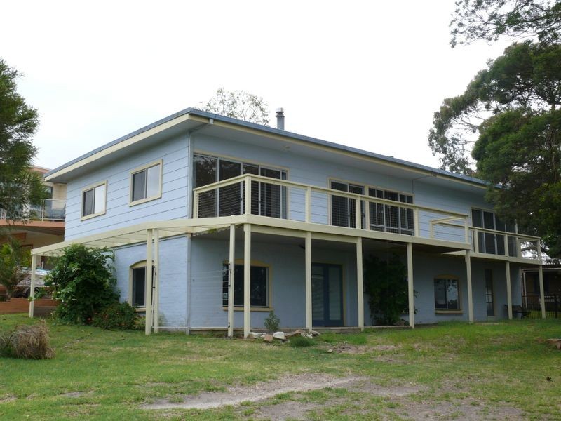 10 Millicent Court, Eagle Point VIC 3878