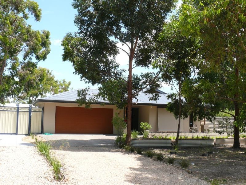 Raymond Island VIC 3880