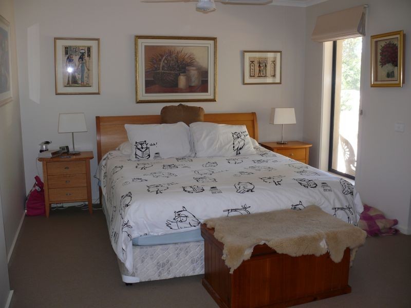 Raymond Island VIC 3880