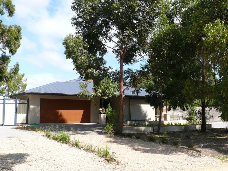 Raymond Island VIC 3880