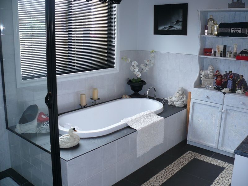 1 Simpsons Drive, Newlands Arm VIC 3875