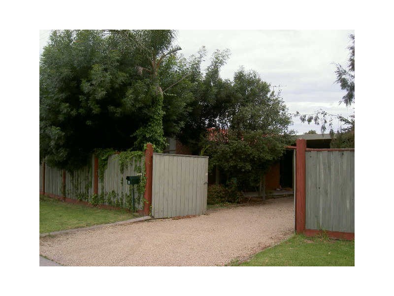 4 Kings Road, Paynesville VIC 3880