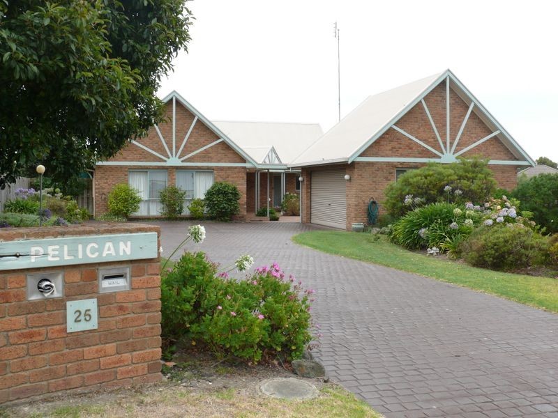 25 Schooner Terrace, Paynesville VIC 3880