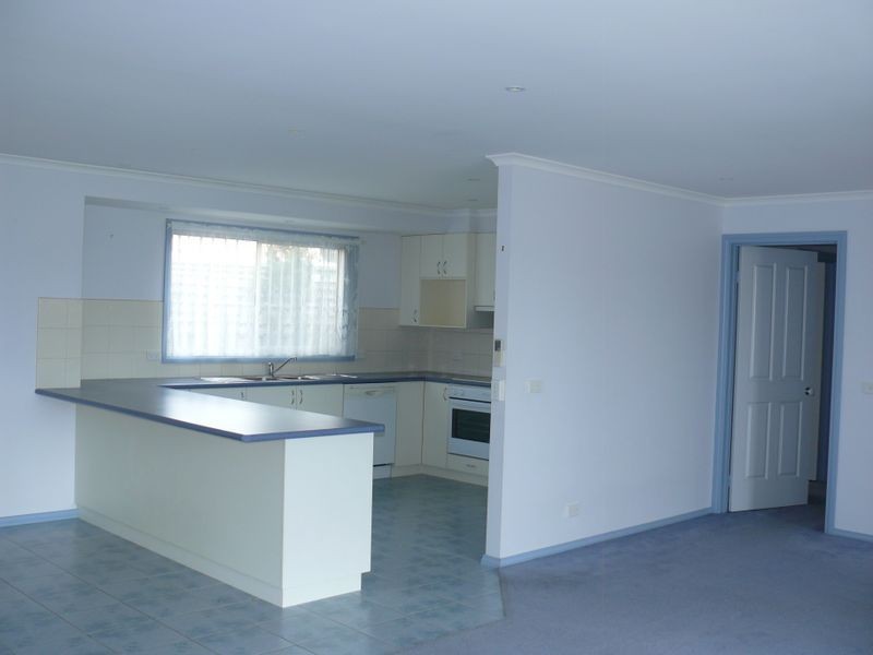 13 Hakea Court, Paynesville VIC 3880