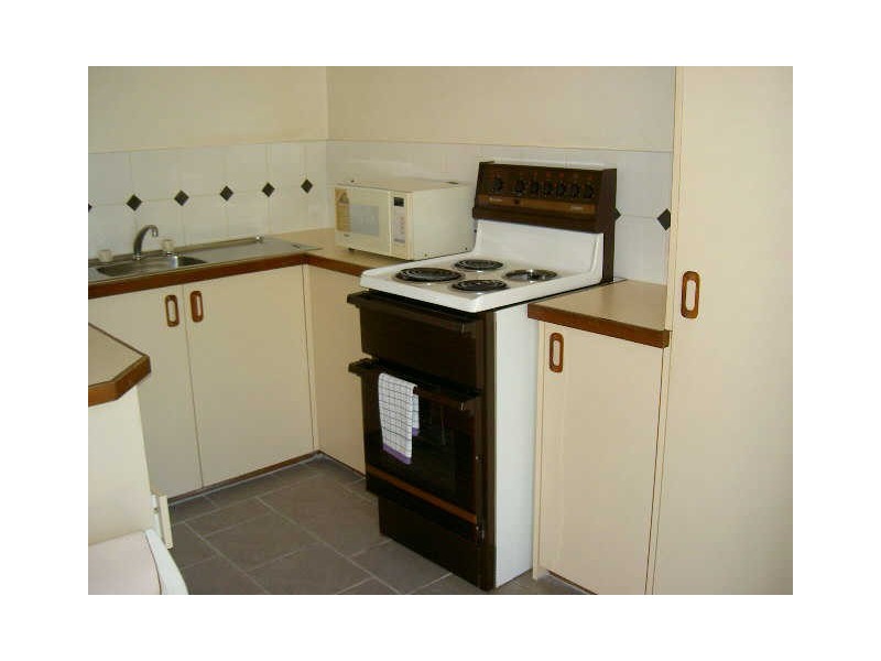 2/3-19 Toonalook Parade, Paynesville VIC 3880