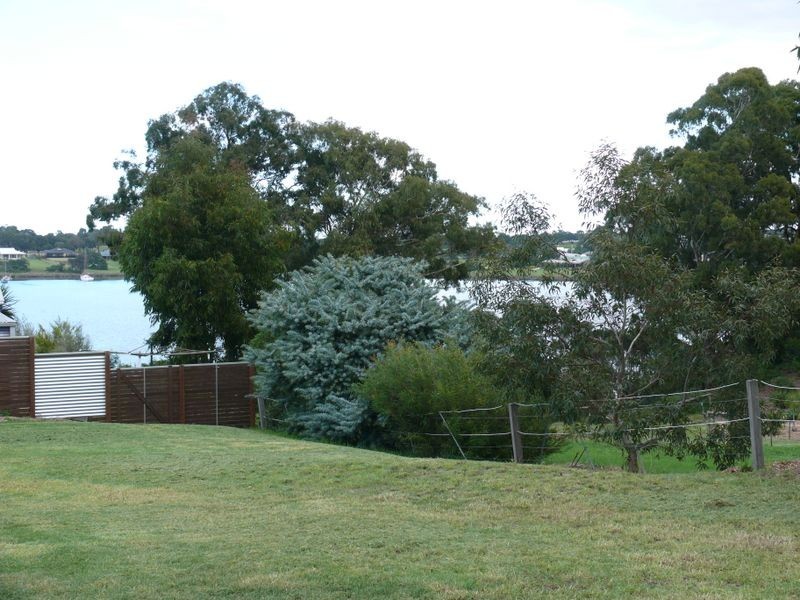 67A Newlands Drive, Paynesville VIC 3880