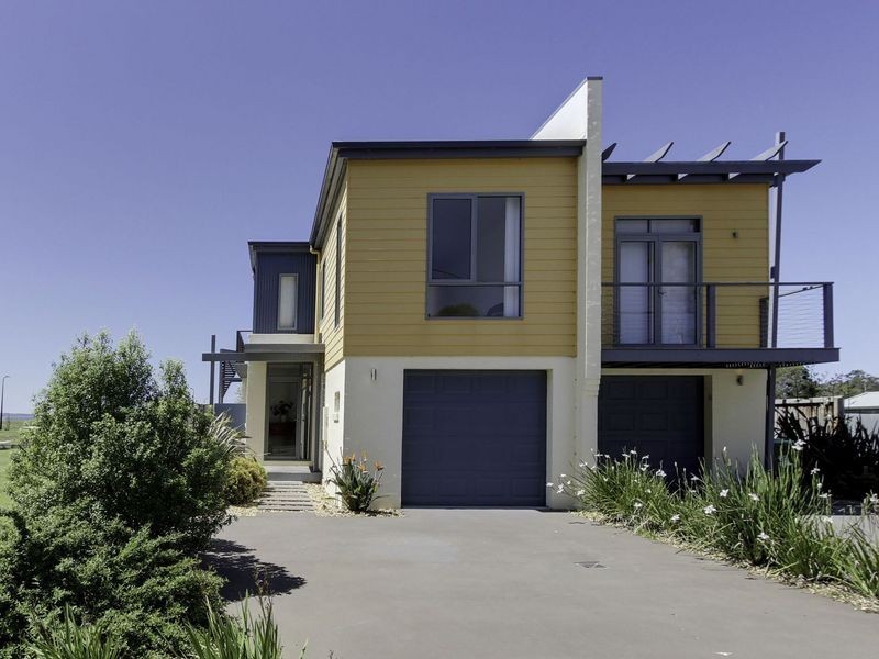 Unit 3/89 Bay Road, Eagle Point VIC 3878