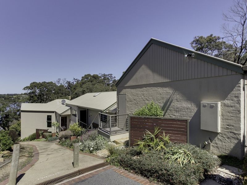 9 Kellina Court, Paynesville VIC 3880