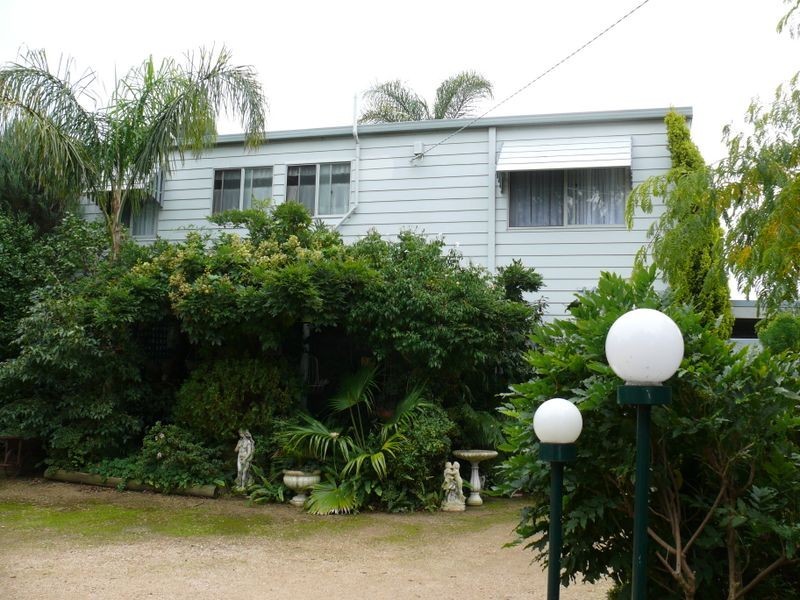 147 Bay Road, Eagle Point VIC 3878